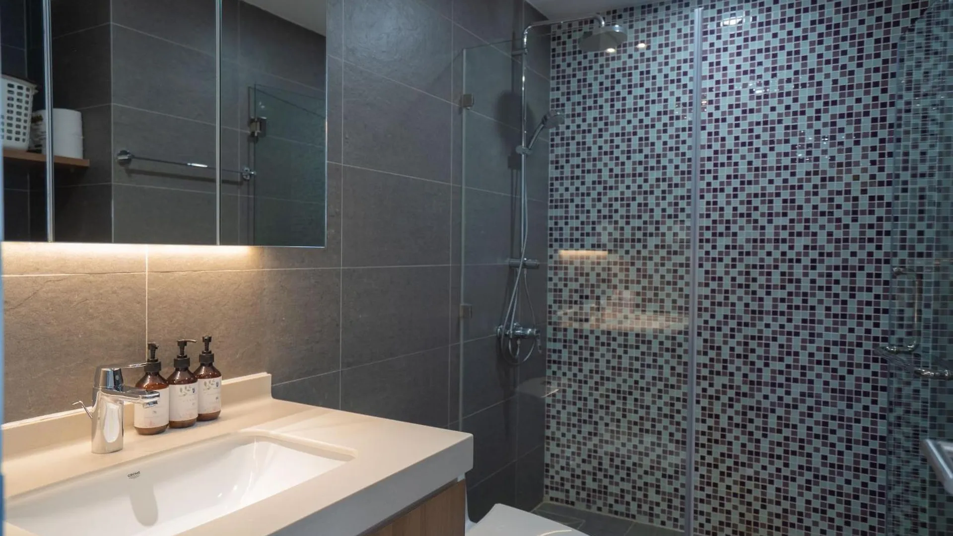 Apartment Airport Republic - Free Pool Gym And Kid Room Ho Chi Minh City Vietnam